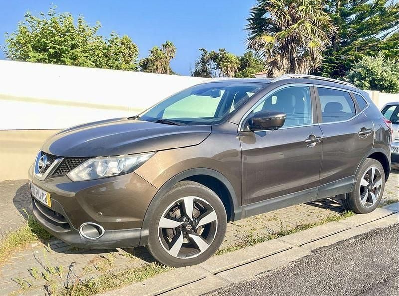 Usado 2015 Nissan Qashqai Tekna SUV | € 11.400 (Super Preço) - Imagem 1/1