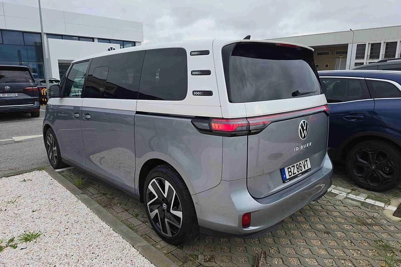 Usado VW ID. Buzz Pro 210 kW (286 HP) 2025 Branco Monovolume