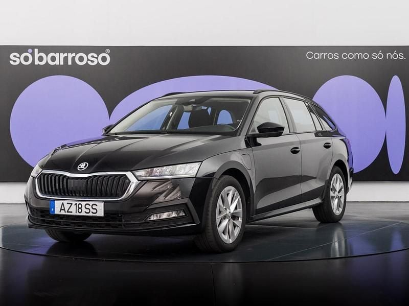Preto Usado 2023 Skoda Octavia Carrinha | € 26.990 (Preço justo) - Imagem 1/4