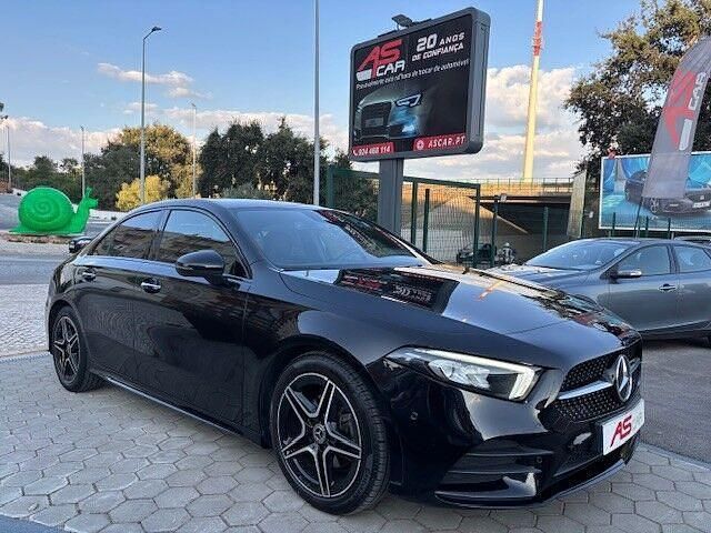 Preto Usado 2021 Mercedes A180 AMG line Sedan | € 28.990 (Preço justo) - Imagem 1/4