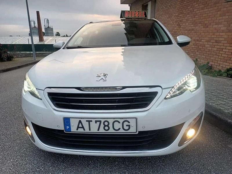 Usado Peugeot 308 SW 115 HP (84 kW) 2017 Branco Carrinha