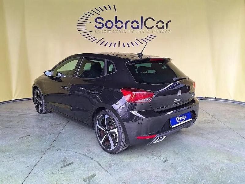 Usado Seat Ibiza FR 110 HP (80 kW) 2023 Preto Citadino