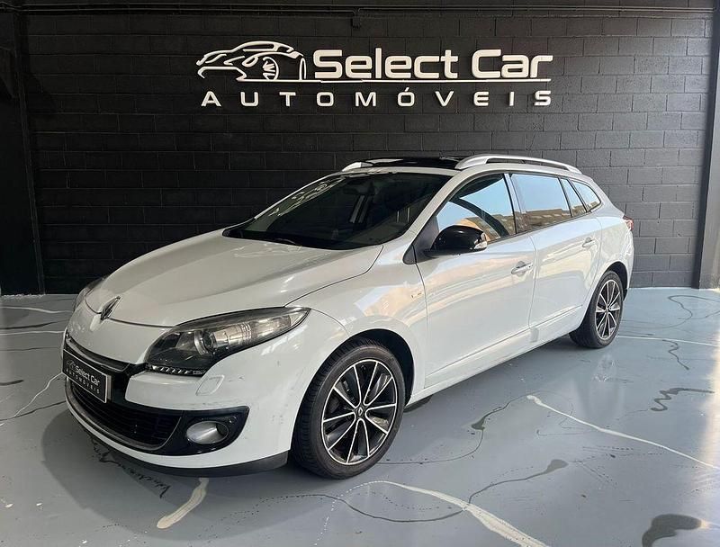Branco Usado 2012 Renault Mégane GrandTour Bose Edition Carrinha | € 5.950 (Preço justo) - Imagem 1/4