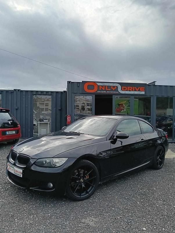 Preto Usado 2008 BMW 320 Coupé | € 13.749 (Preço justo) - Imagem 1/4