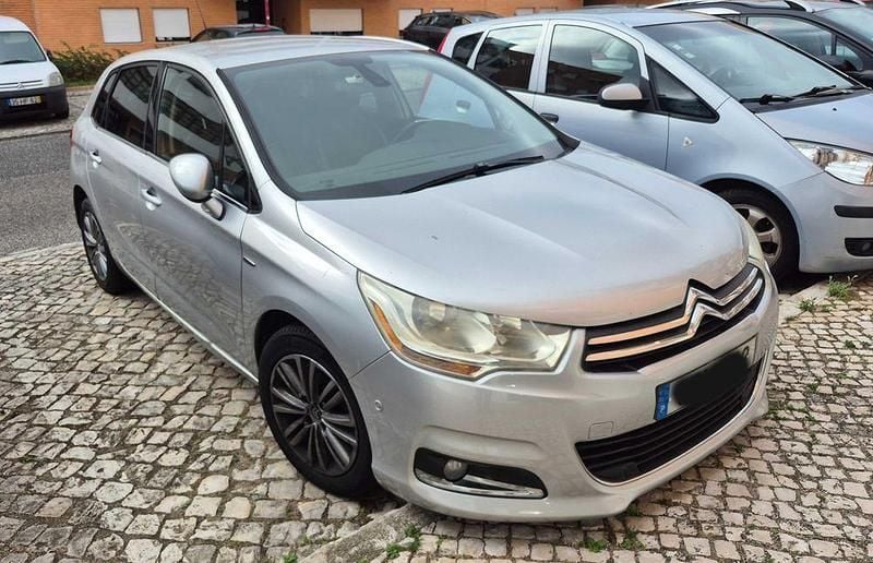 Usado 2012 Citroën C4 Sedan | € 8.000 (Preço justo) - Imagem 1/4