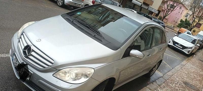 Usado 2005 Mercedes B200 Monovolume | € 6.000 - Imagem 1/4