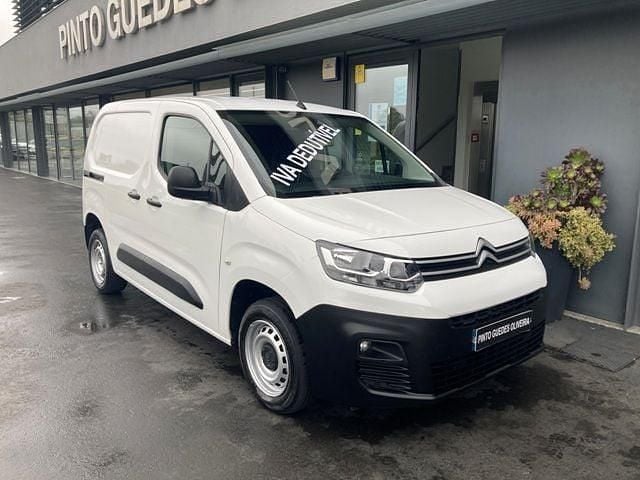 Branco Usado 2021 Citroën Berlingo Monovolume | € 11.990 (Bom preço) - Imagem 1/4