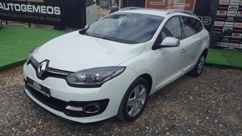 Branco Usado 2014 Renault Mégane GrandTour Dynamique Carrinha | € 11.470 (Preço justo) - Imagem 1/4