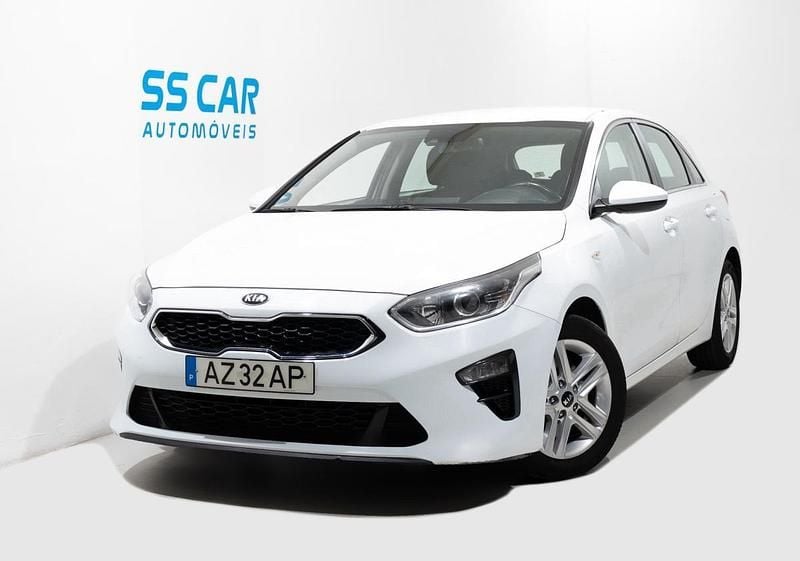 Branco Usado 2021 Kia Ceed Citadino | € 12.490 (Super Preço) - Imagem 1/4