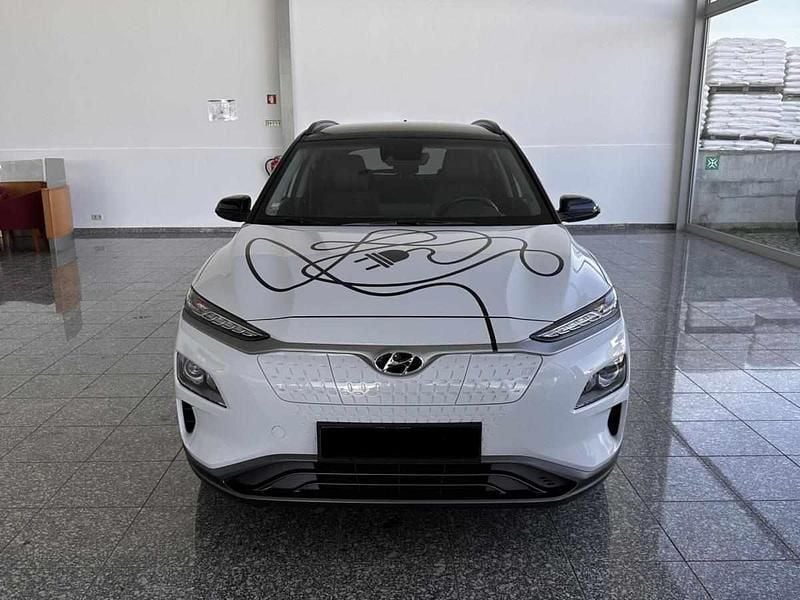 Branco Usado 2021 Hyundai Kauai SUV | € 26.900 - Imagem 1/4