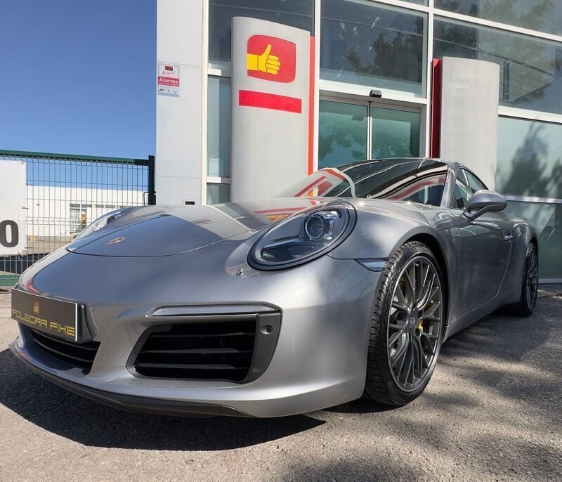 Cinza Usado 2016 Porsche 911 Carrera Coupé | € 98.990 - Imagem 1/4