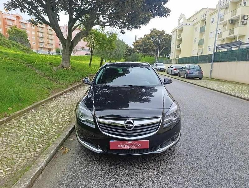 Usado Opel Insignia Cosmo 170 HP (125 kW) 2016 Preto Carrinha