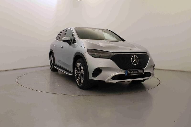 Usado Mercedes EQE300 Edition 180 kW (245 HP) 2025 Prateado SUV