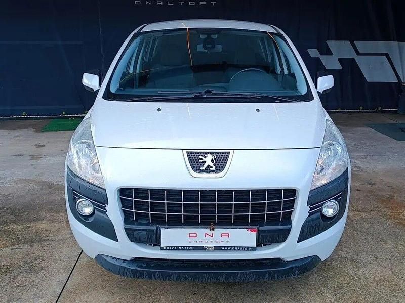 Usado Peugeot 3008 Premium 112 HP (82 kW) 2010 Amarelo Carrinha