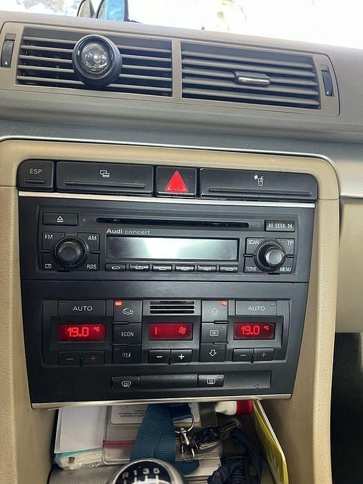 Usado Audi A4 Ambiente 140 HP (102 kW) 2005