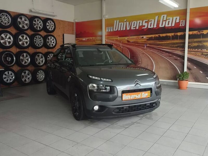 Cinzento Usado 2015 Citroën C4 Cactus Shine Citadino | € 14.800 (Caro) - Imagem 1/4