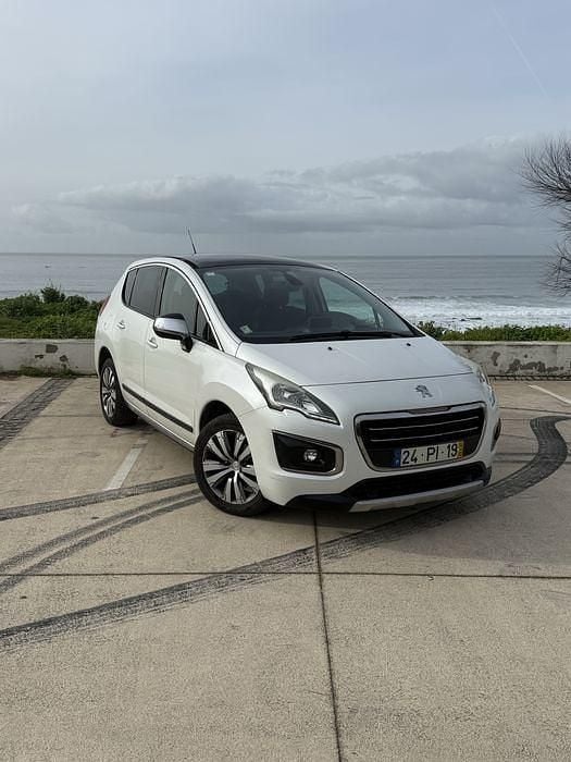 Usado Peugeot 3008 110 HP (80 kW) 2014 Sedan