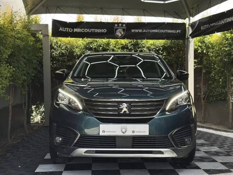 Azul Usado 2017 Peugeot 5008 Crossway Monovolume | € 16.900 (Bom preço) - Imagem 1/4