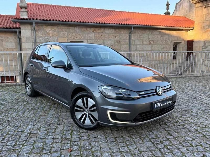Usado VW e-Golf 100 kW (136 HP) 2018 Cinza Citadino