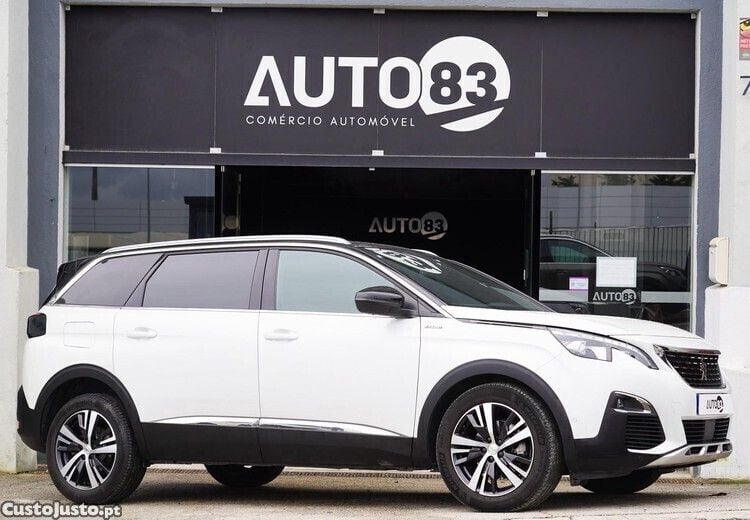 Branco Usado 2017 Peugeot 5008 GT-line Monovolume | € 22.990 (Bom preço) - Imagem 1/1