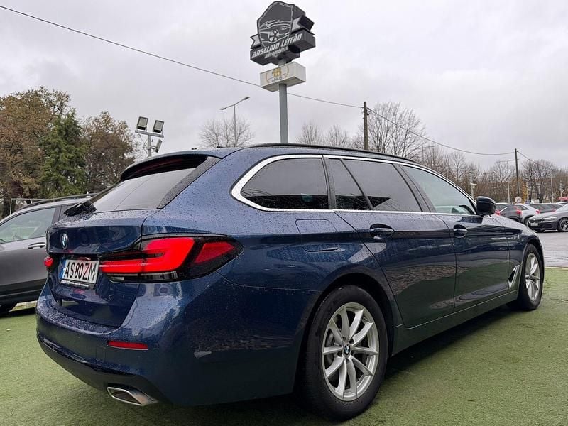 Azul Usado 2022 BMW 520 Carrinha | € 31.500 (Super Preço) - Imagem 1/4