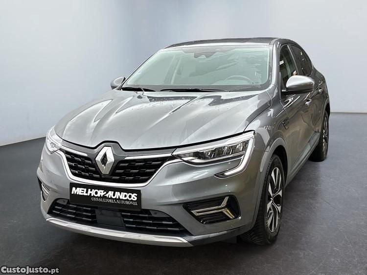 Cinza Usado 2023 Renault Arkana Evolution SUV | € 20.990 (Preço justo) - Imagem 1/1