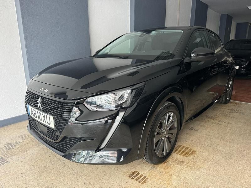 Preto Usado 2020 Peugeot e-208 Allure Citadino | € 12.850 (Bom preço) - Imagem 1/4