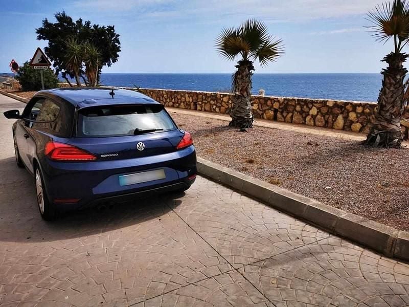 Usado VW Scirocco Sport 150 HP (110 kW) 2016 Azul Coupé
