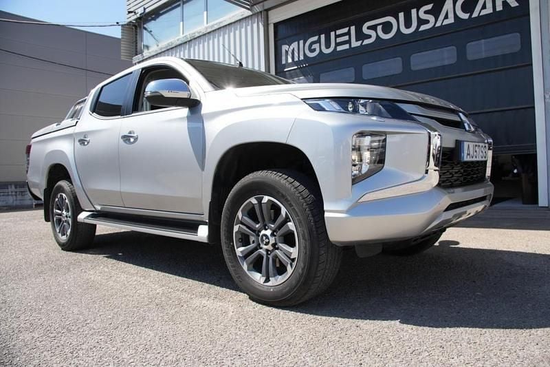 Cinzento Usado 2021 Mitsubishi L200 Pickup | € 32.500 (Preço justo) - Imagem 1/4
