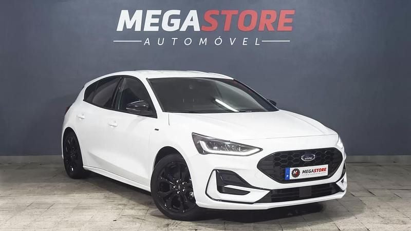 Usado Ford Focus ST-Line 155 HP (114 kW) 2024 Branco Citadino