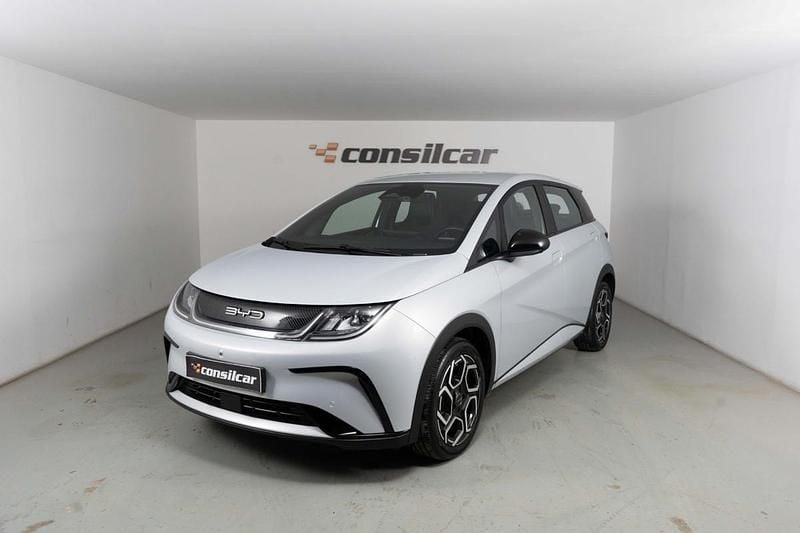 Usado BYD Dolphin Comfort 150 kW (204 HP) 2024 Branco Citadino