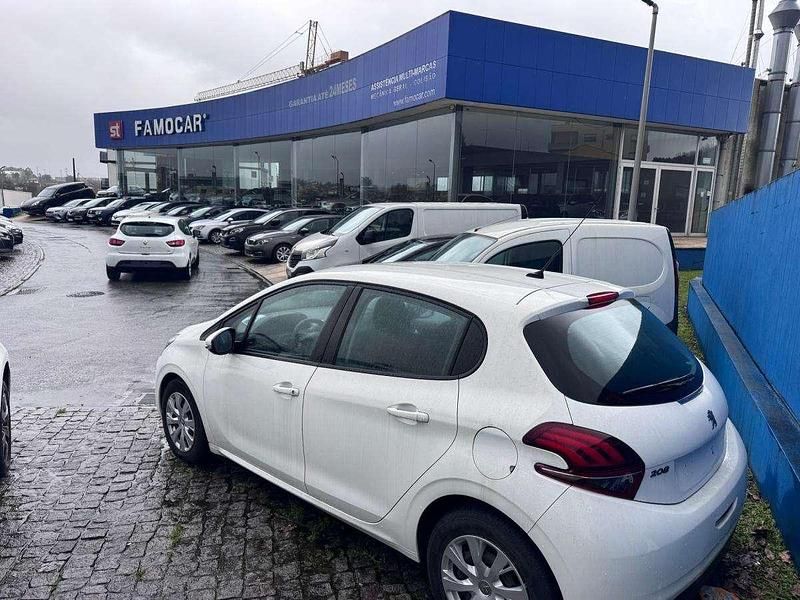 Usado Peugeot 208 82 HP (60 kW) 2018 Branco Citadino