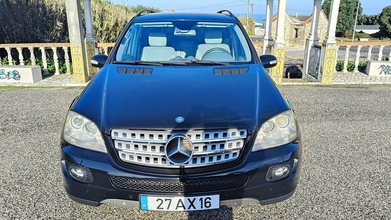 Usado Mercedes ML320 221 HP (162 kW) 2005 SUV