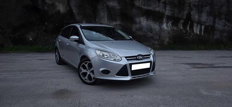 Usado 2011 Ford Focus Sedan | € 8.000 (Preço justo) - Imagem 1/4