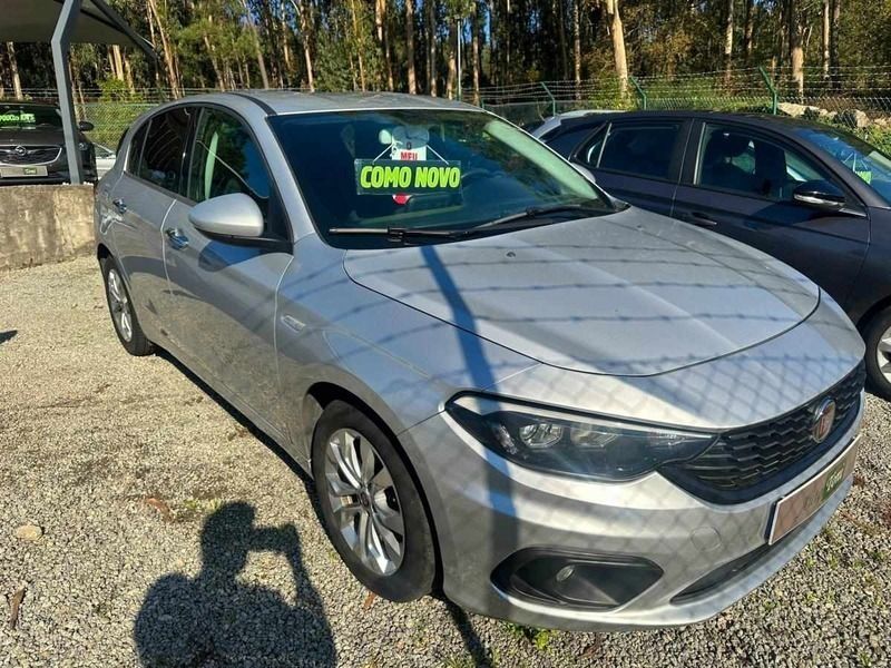 Cinzento Usado 2020 Fiat Tipo Carrinha | € 11.950 (Preço elevado) - Imagem 1/4
