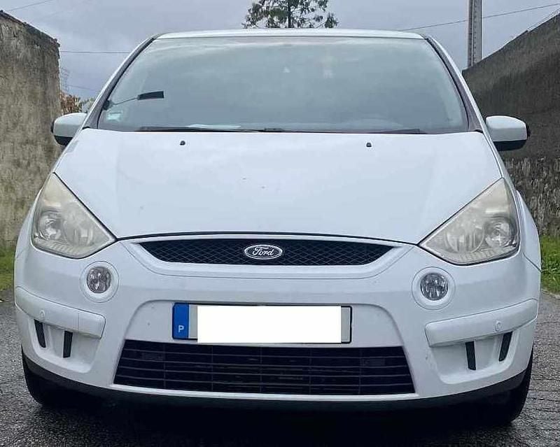 Usado Ford S-MAX S 140 HP (102 kW) 2007 Branco Monovolume