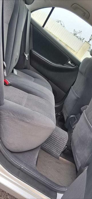 Usado Toyota Corolla 97 HP (71 kW) 2004 Sedan