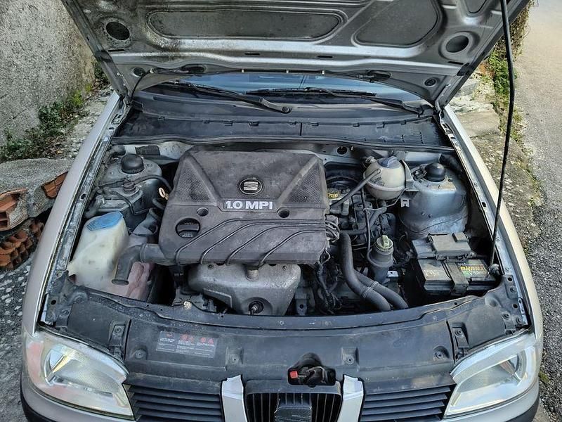 Usado Seat Ibiza 50 HP (36 kW) 2001 Sedan