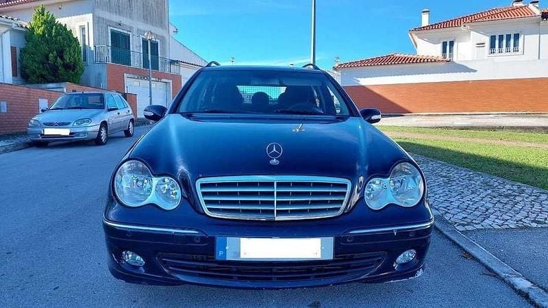 Usado 2007 Mercedes C220 Sedan | € 5.890 (Super Preço) - Imagem 1/4