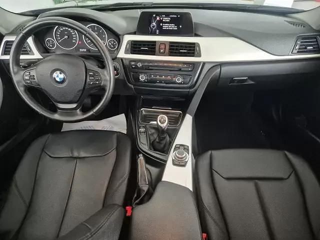 Usado BMW 316 Sport Line 116 HP (85 kW) 2014 Preto Carrinha