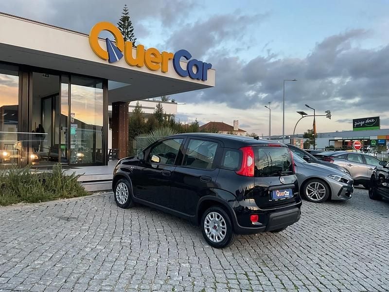 Usado Fiat Panda 70 HP (51 kW) 2023 Preto