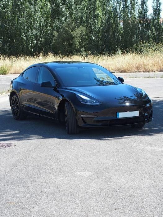 Usado 2021 Tesla Model 3 Sedan | € 29.250 (Bom preço) - Imagem 1/4