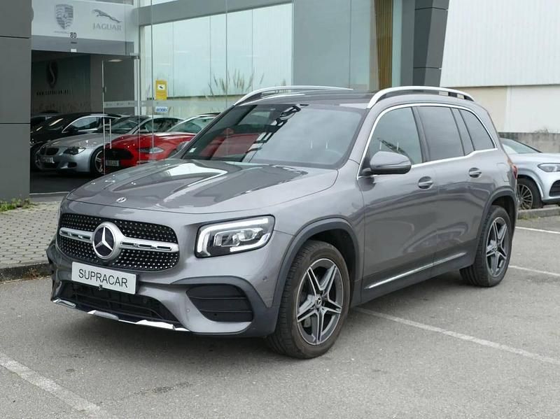 Cinzento Usado 2021 Mercedes GLB180 AMG line SUV | € 35.990 (Bom preço) - Imagem 1/4