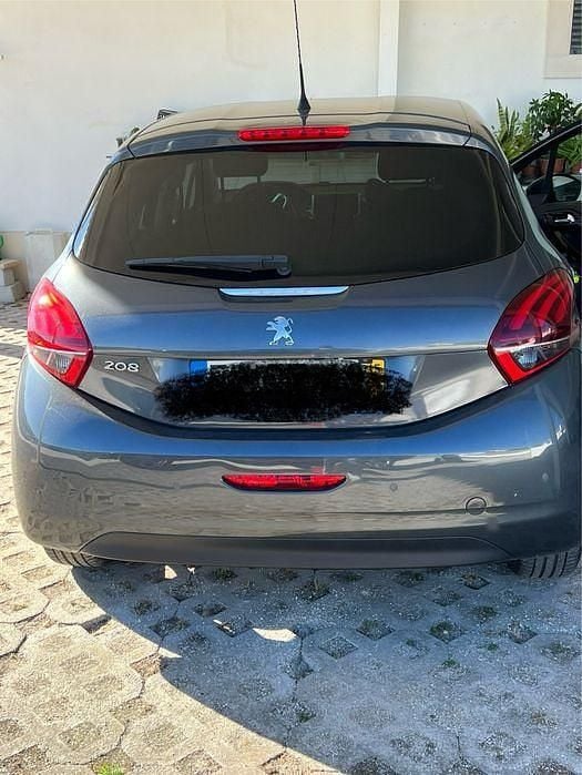 Usado 2015 Peugeot 208 Citadino | € 5.500 (Super Preço) - Imagem 1/4