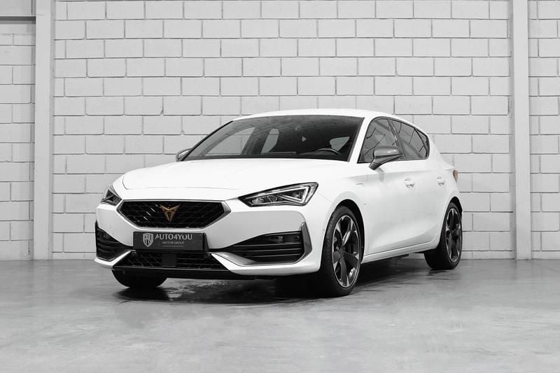 Usado Cupra Leon 245 HP (180 kW) 2022 Branco
