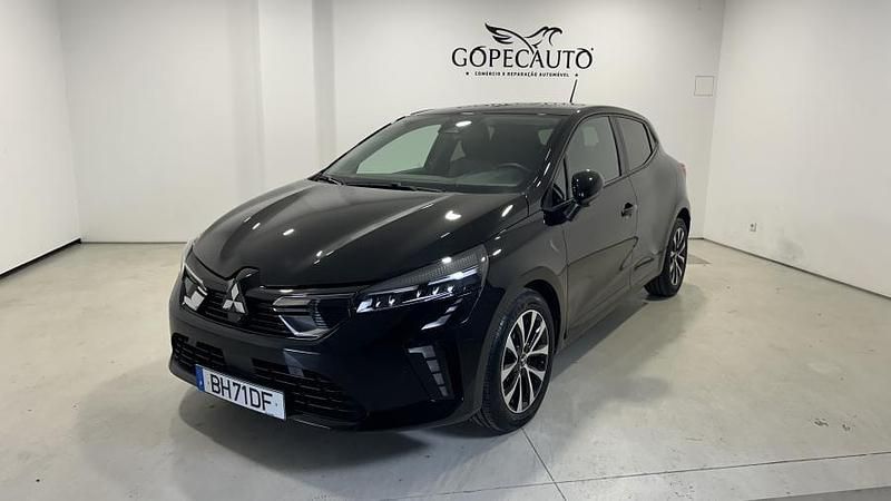 Preto Usado 2024 Mitsubishi Colt Invite | € 17.490 (Preço justo) - Imagem 1/4