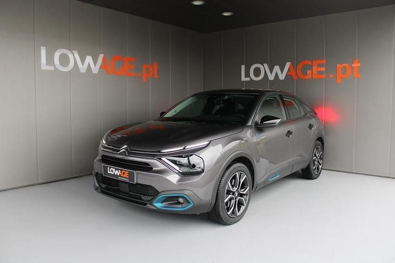 Usado Citroën e-C4 100 kW (136 HP) 2023 Cinzento