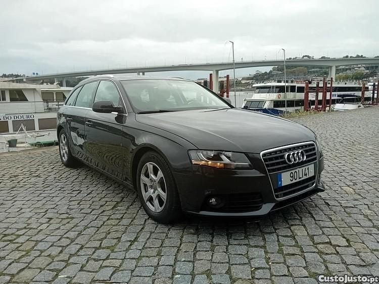 Cinza Usado 2011 Audi A4 S-Line Carrinha | € 11.750 (Super Preço) - Imagem 1/1
