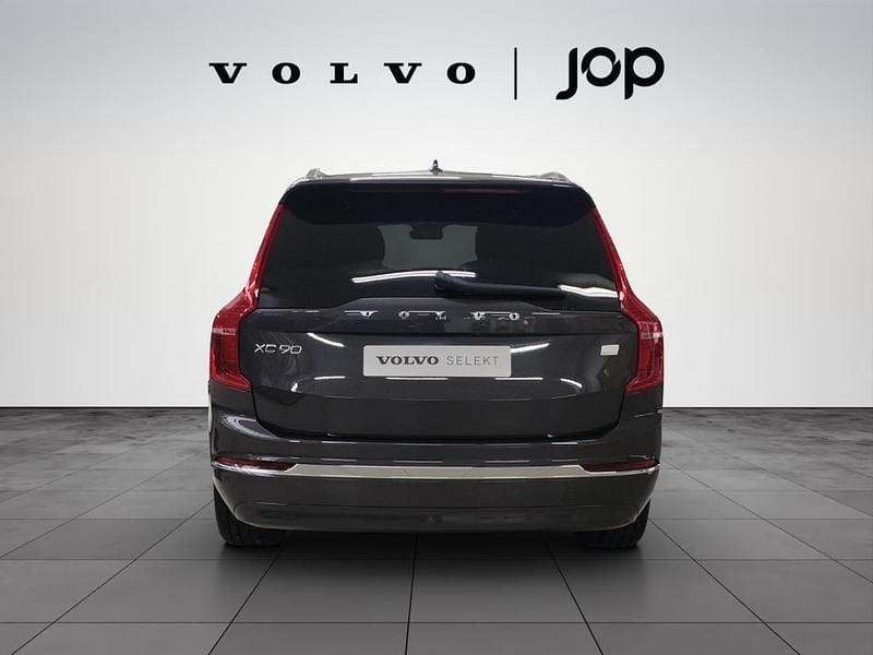 Usado Volvo XC90 Ultimate 455 HP (334 kW) 2023 Cinza SUV