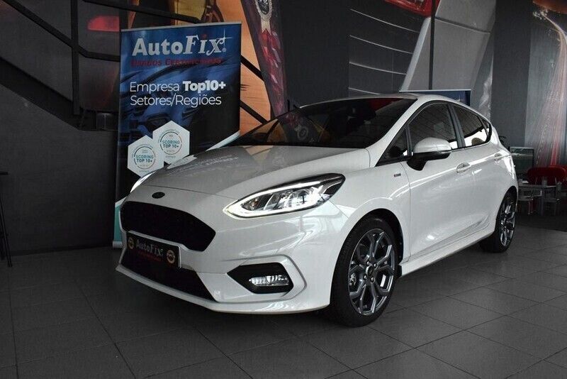Branco Usado 2021 Ford Fiesta ST-Line Citadino | € 17.800 (Preço justo) - Imagem 1/4